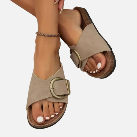 Elżbieta | Klapki damskie korkowe z klamrą profilowana wkładka