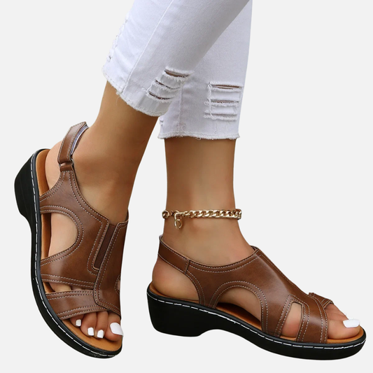 Damskie Sandały na Koturnie – Wygodne Buty Letnie z Zapięciem na Rzep