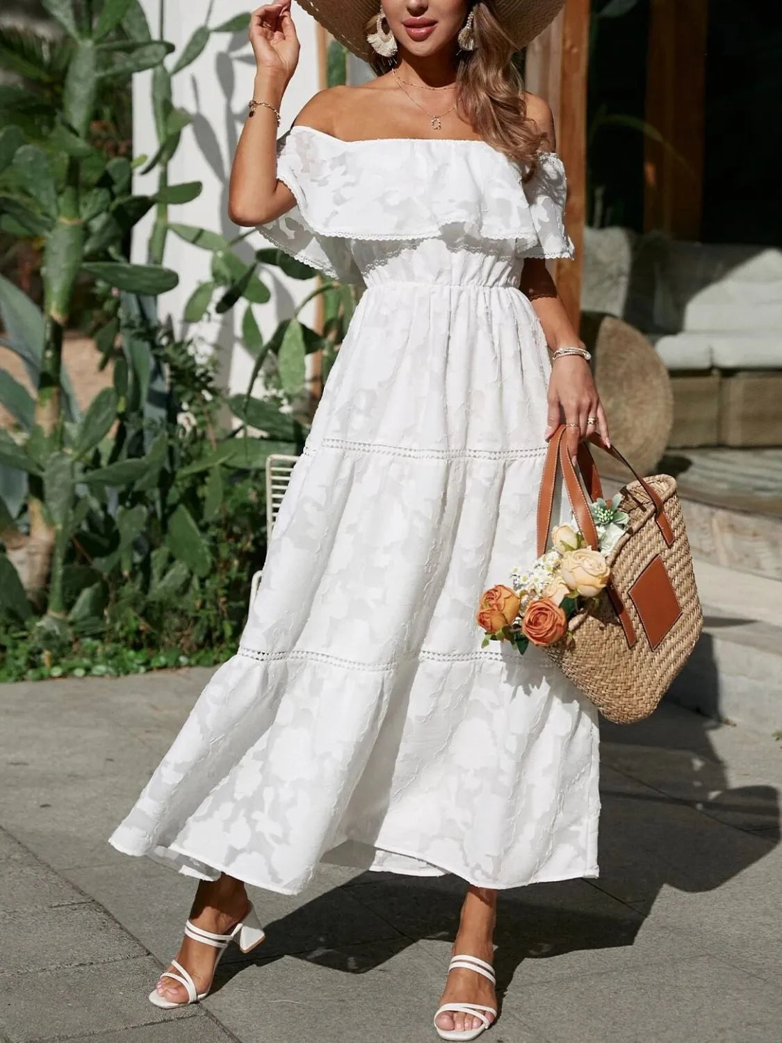 Catherine | Damska sukienka maxi z odkrytymi ramionami i warstwami, idealna na wesele 0