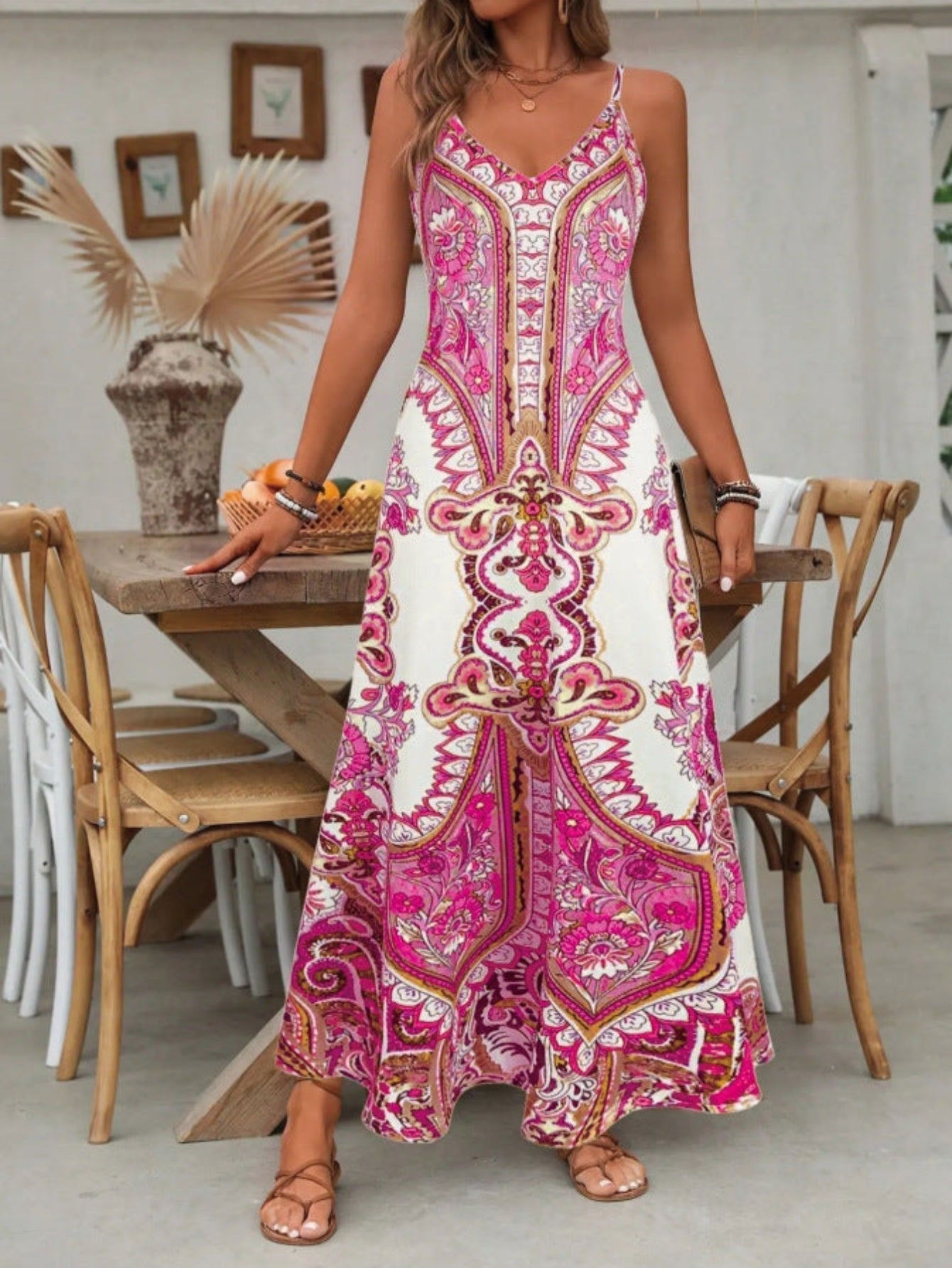 Isla | Sukienka maxi w stylu boho paisley z dekoltem w serek i ramiączkami spaghetti, letnia 1